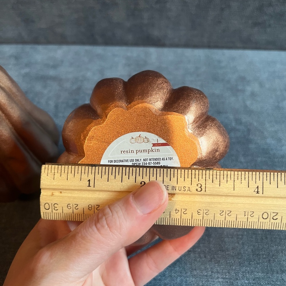 Target Bullseye Playground Resin Pumpkin Set - Picture 6 of 11